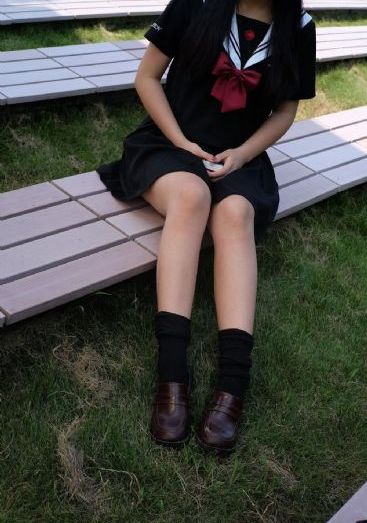 妻子的谎言免费版西瓜