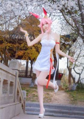 艳姆