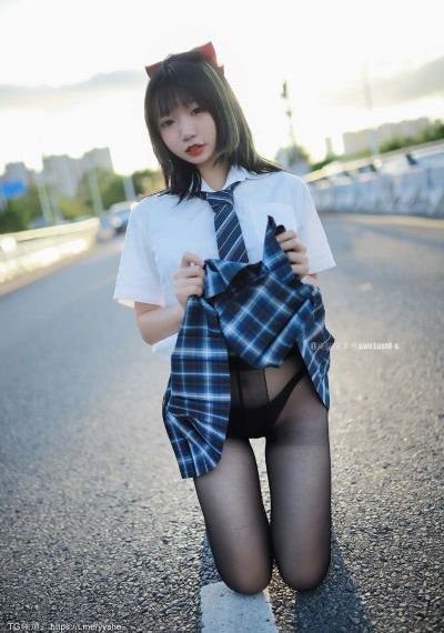 少年潘金莲